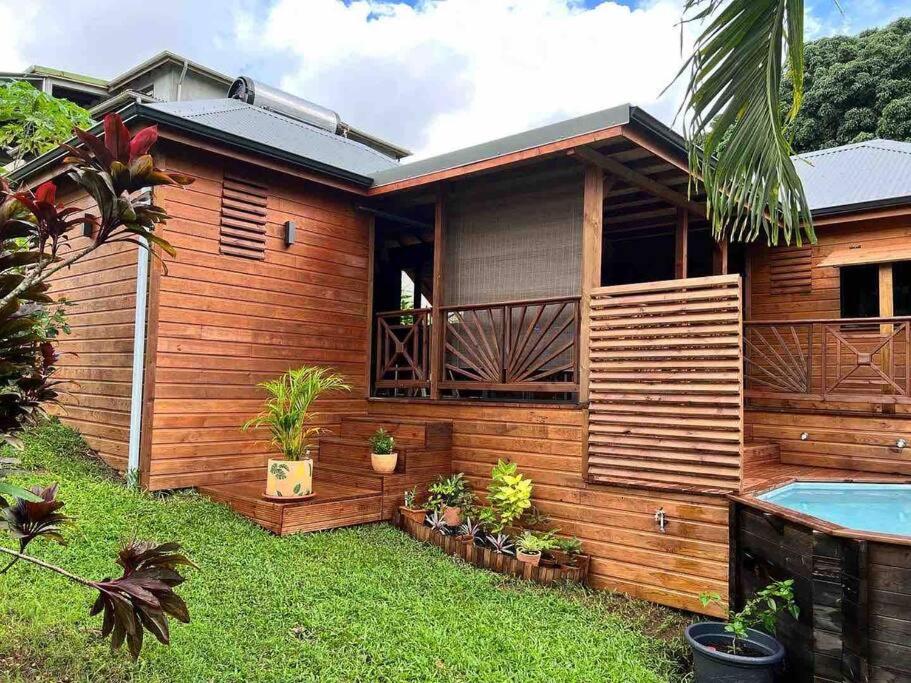 La Kaz A Pepes, Charmant Logement Avec Piscine Lamentin Luaran gambar